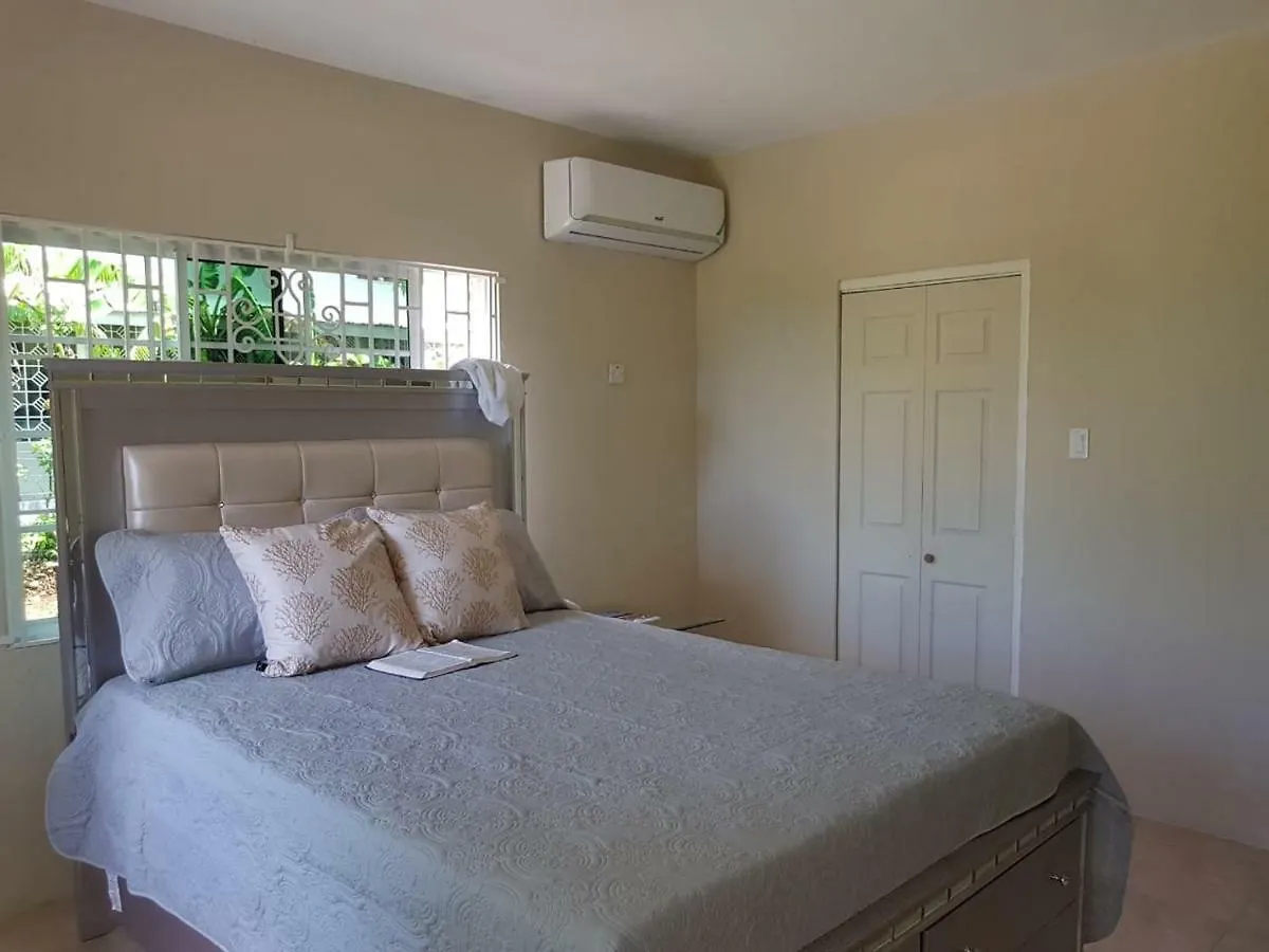 Daire Coral Gardens Villa Montego Bay