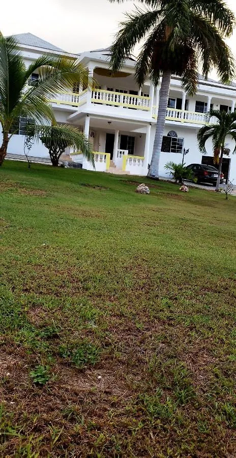 Coral Gardens Villa Montego Bay 0*,  Jamaika